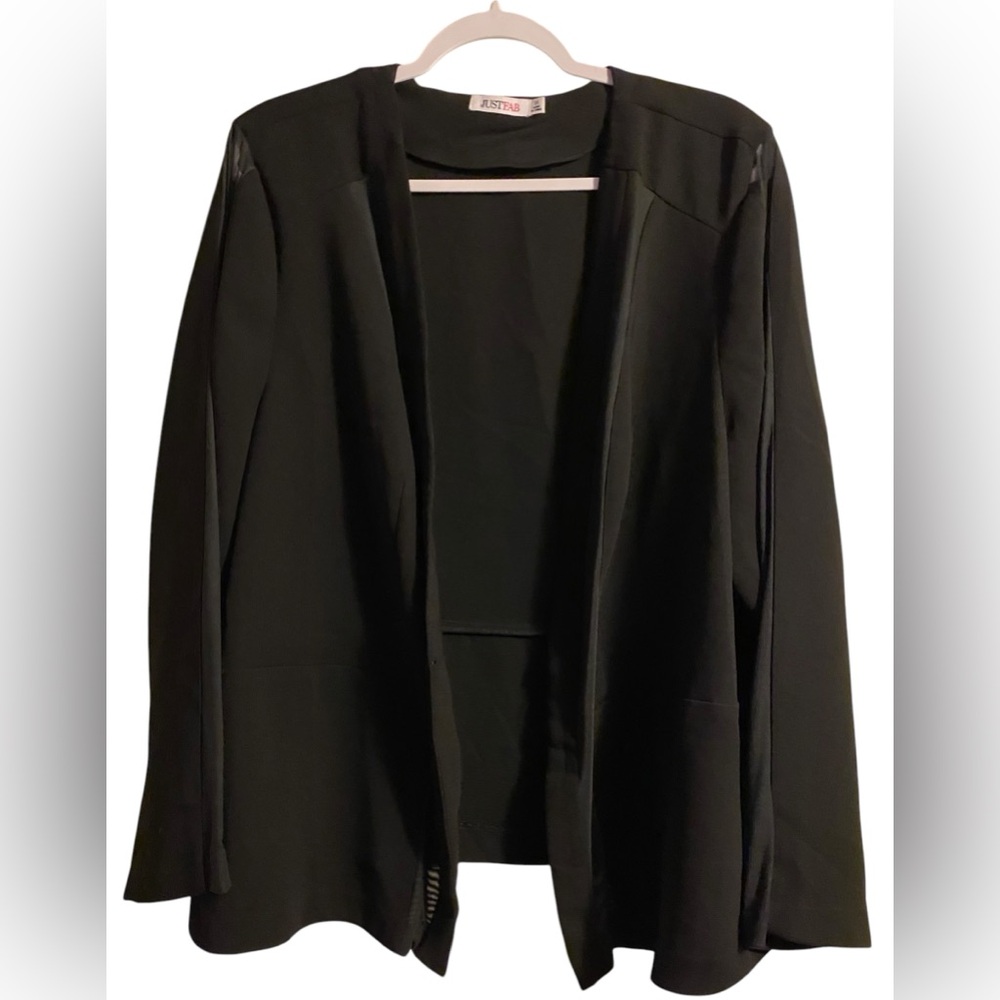 Women’s JustFab Plus Size Black Blazer W/ Mesh Peakaboo Sleeves Womens 3X